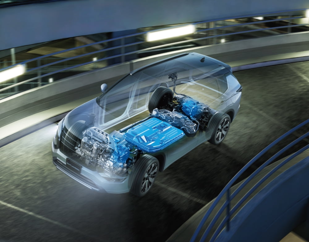 PHEVにも安心の駆動用バッテリー保証 8年間のバッテリー保証