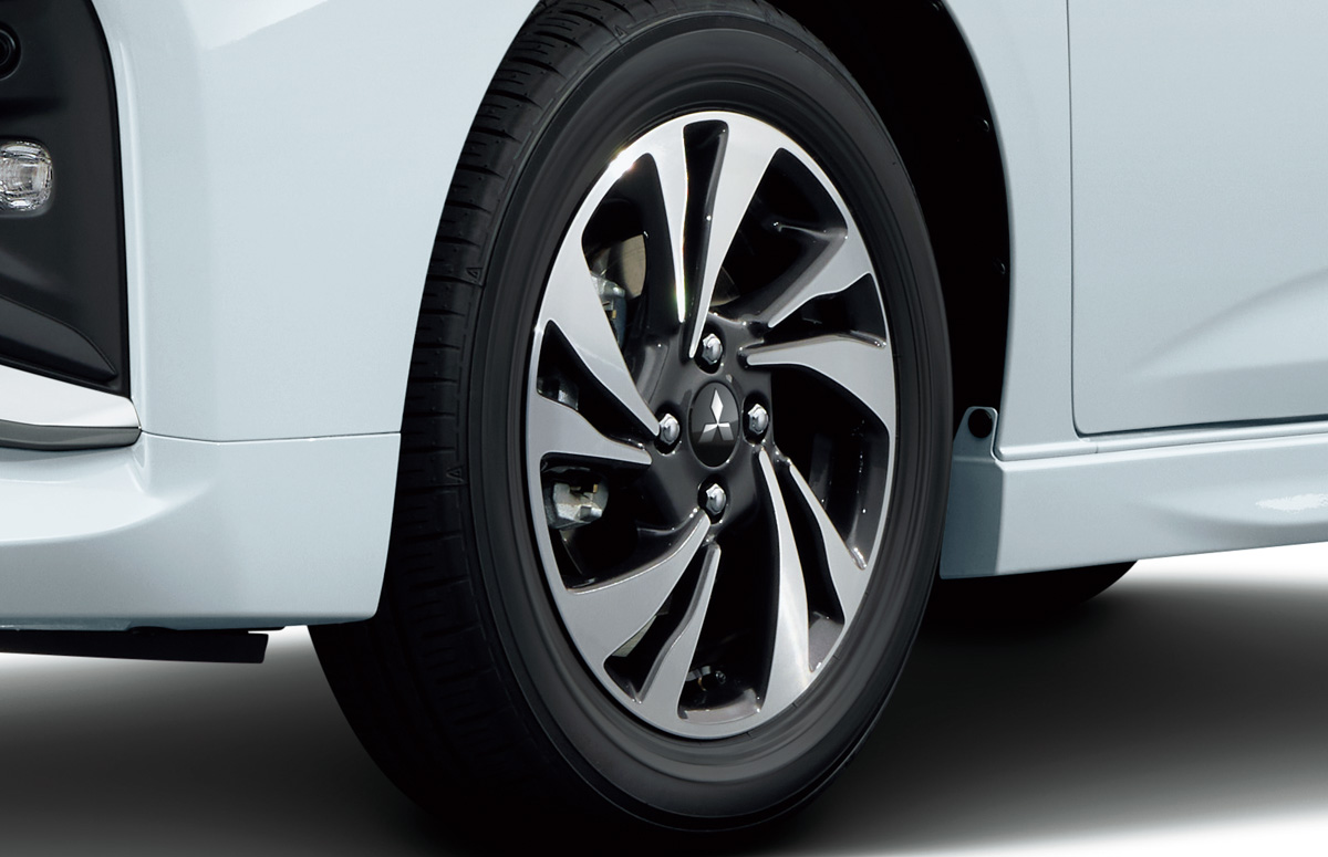 15インチアルミホイール