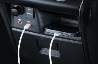 充電用USBポート Type-C（インパネロア×2、フロアコンソール×2）