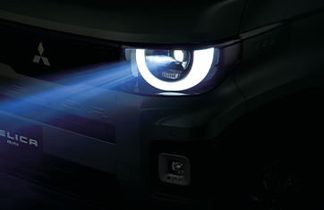 アダプティブLEDヘッドライト［ALH］（光軸自動調整機構付）