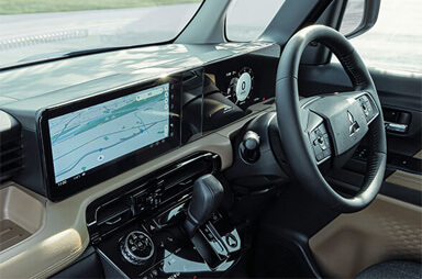 12.3インチ＋7インチ一体型ディスプレイ