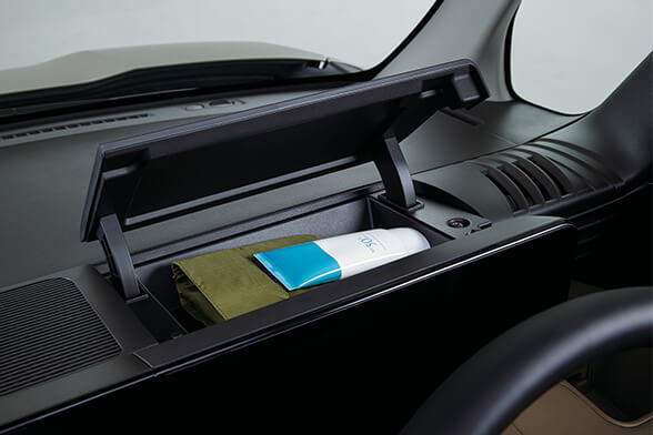 運転席アッパーボックス