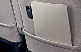 フロント シートバックポケット（運転席）