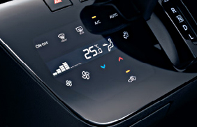 タッチパネル式フルオートエアコン