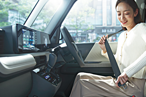 三菱e-Assist（運転支援機能）