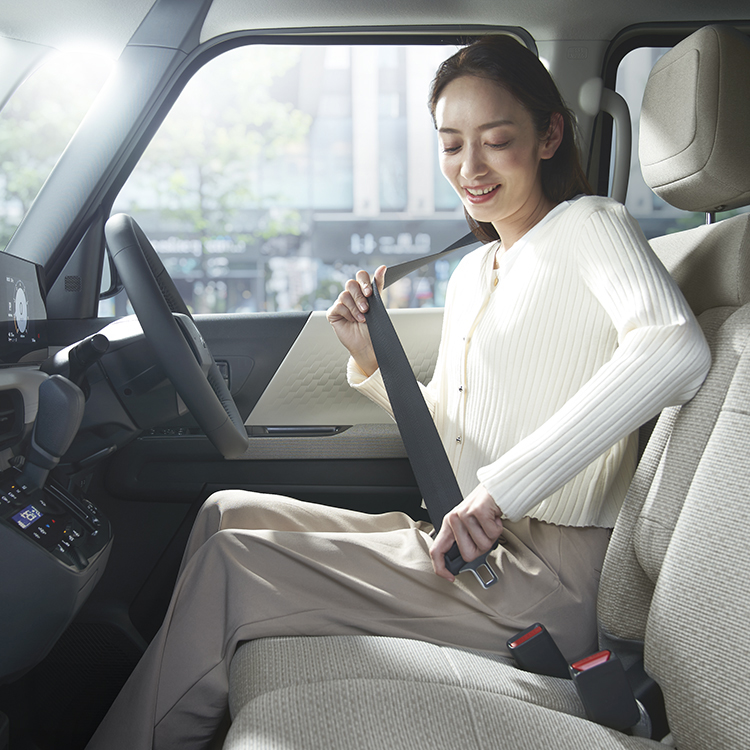 三菱e-Assist（運転支援機能）