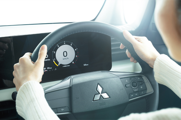 マルチインフォメーションディスプレイ