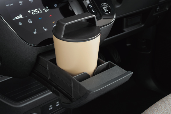 ドリンクホルダー（インパネセンター）