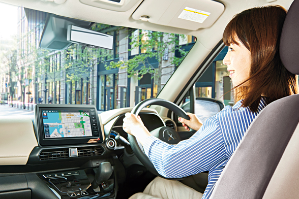 デジタルルームミラー（マルチアラウンドモニター付）