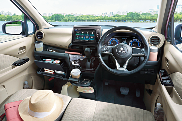 適材適所の収納・ポケット類