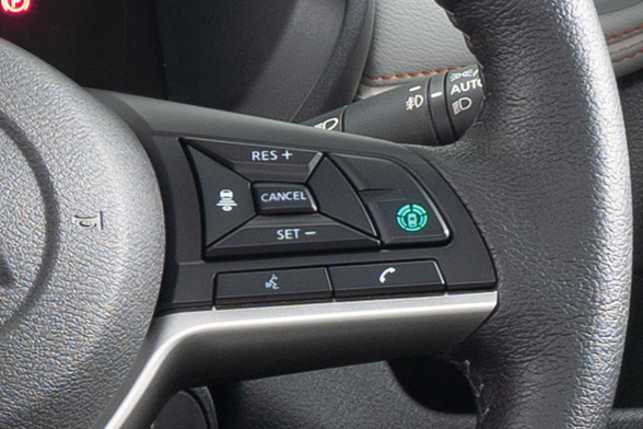 ■ステアリングスイッチ（マイパイロット）