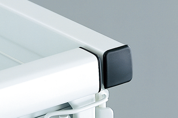 樹脂カバー（アオリ先端部分）