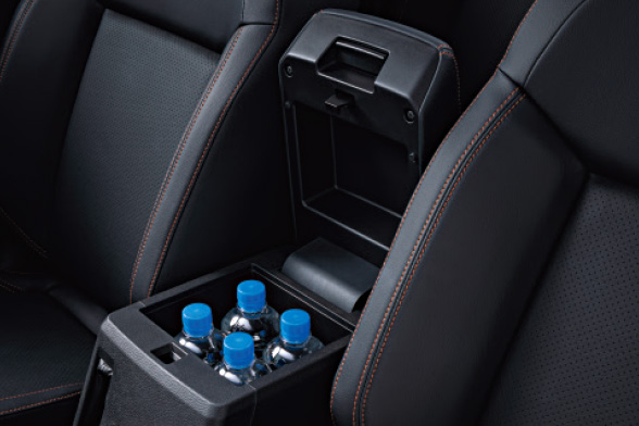 フロアコンソールボックス（アームレスト付）