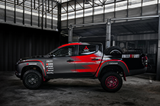 Mitsubishi Triton Rally Car4