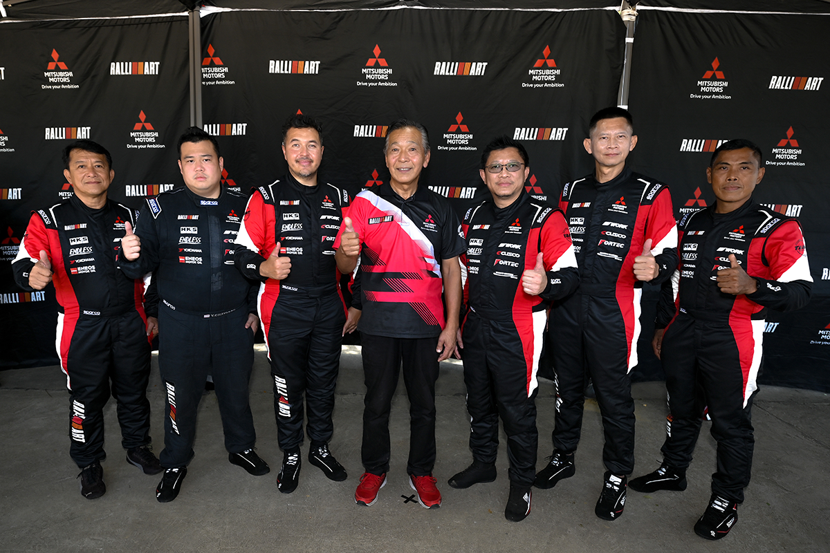 Team Mitsubishi Ralliart 2