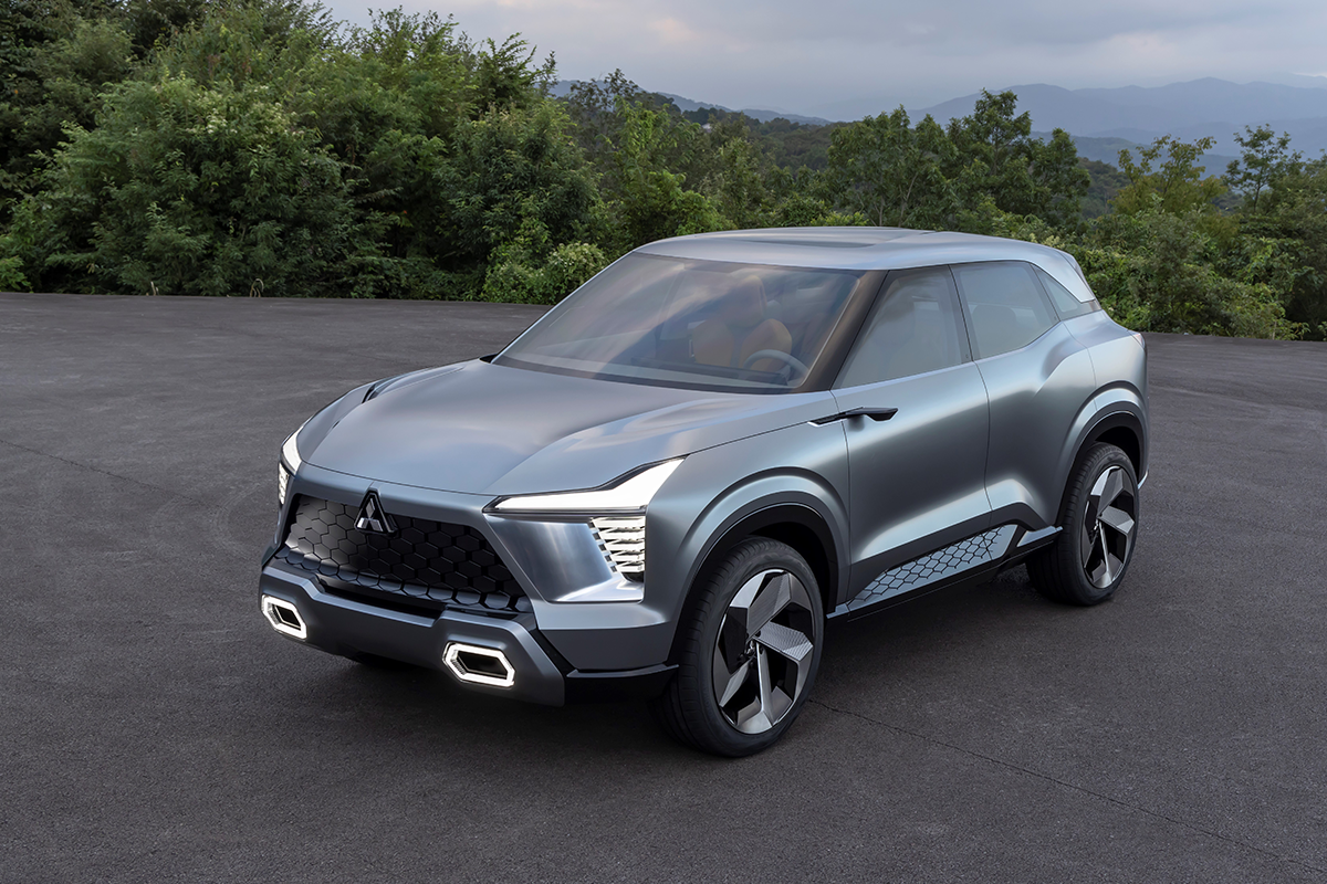 MITSUBISHI XFC CONCEPT 1