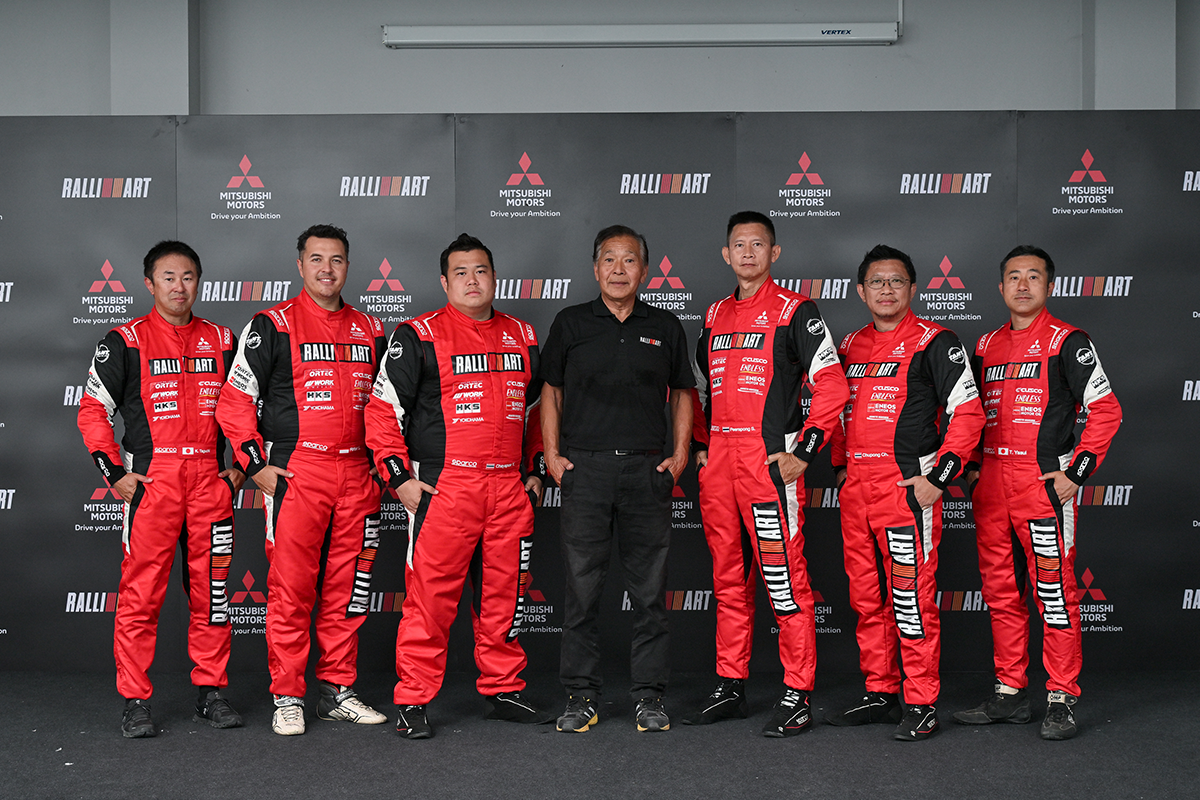 Team Mitsubishi Ralliart_01