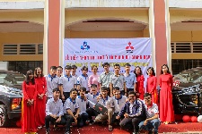 MMV donates prototype vehicles to universities and colleges in support of education [Vietnam]