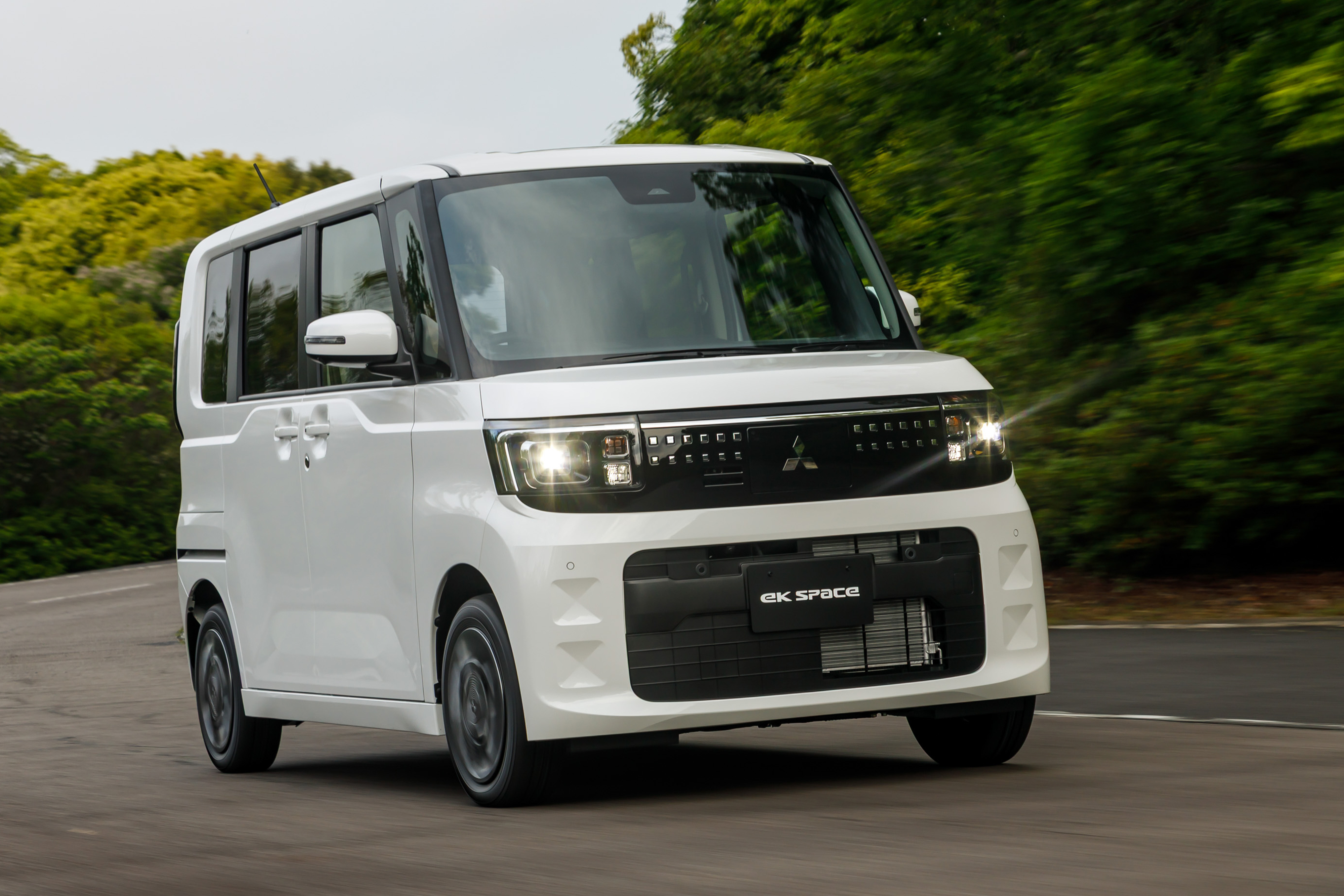 新型『eKスペース』