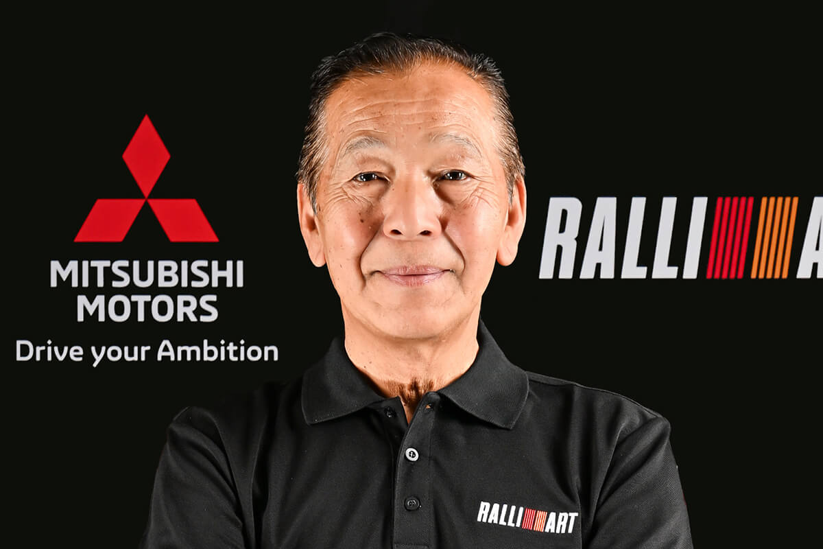 増岡 浩 三菱自動車工業株式会社 理事