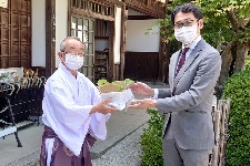 フタバアオイを上賀茂神社へ奉納しました