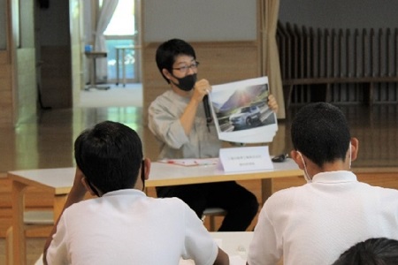 豊田市立旭中学校の「働く人から学ぶ会」に参加