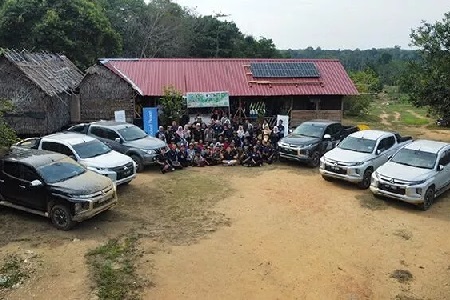 先住少数民族の共同生活スペースに太陽光発電システムを寄贈［マレーシア］