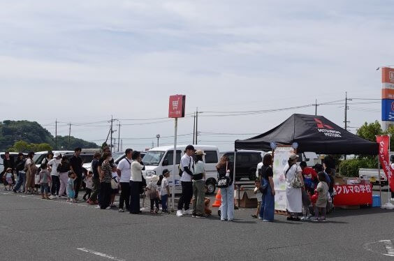開始前から受付に並ぶ行列