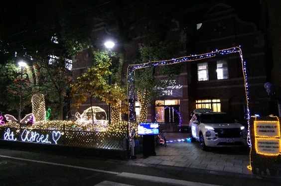 室町通から見たイルミネーション