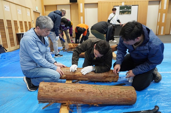 ベンチ作り